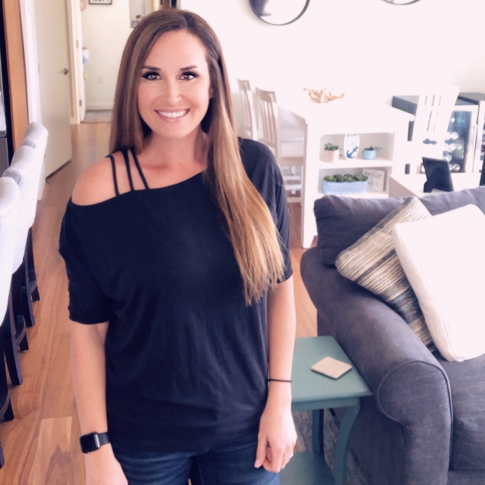 Off shoulder shirt.